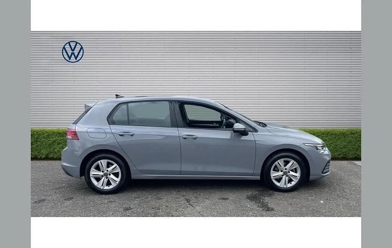 Used VW Golf VIII Life 147 HP (108 kW) 2023 Grey Hatchback