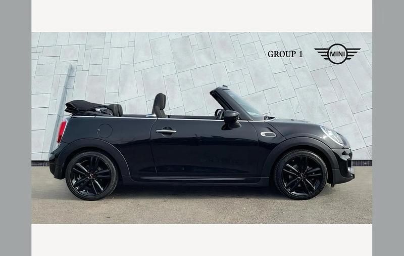 Used Mini Cooper Cabriolet Sport 136 HP (100 kW) 2019 Black Cabriolet