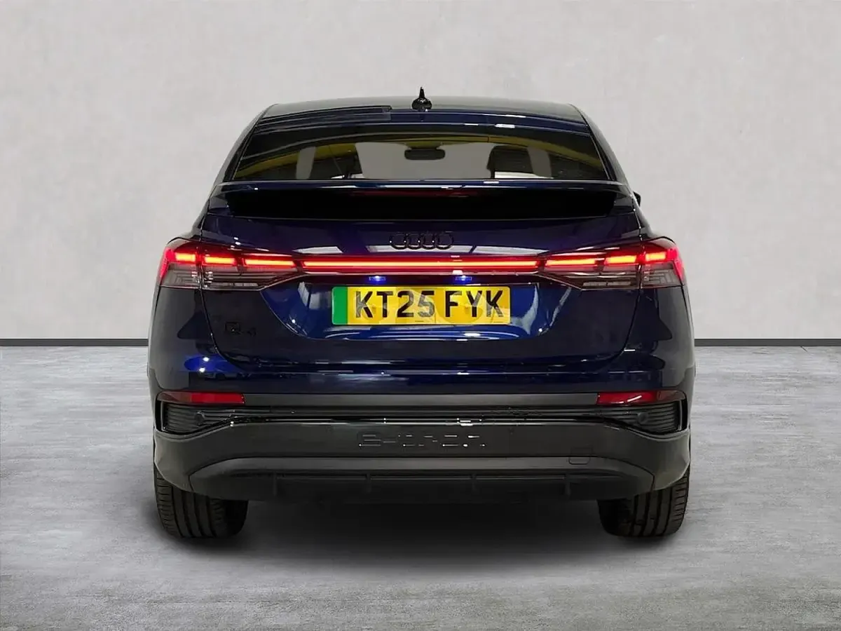 Used Audi Q4 e-tron Premium 210 kW (286 HP) 2025 Blue SUV