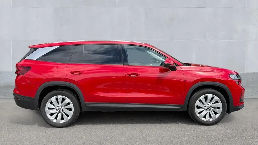 Used Skoda Kodiaq SE L 150 HP (110 kW) 2025 Velvet red metallic SUV