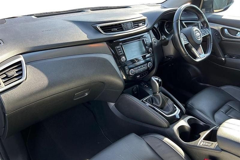 Used Nissan Qashqai N-Motion 157 HP (115 kW) 2020 Ink blue SUV