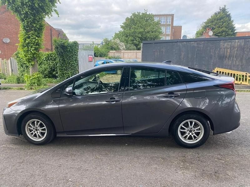 Used Toyota Prius 70 HP (51 kW) 2020 Grey Hatchback