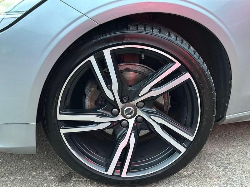 Used Volvo V90 R-Design Pro 190 HP (139 kW) 2019 Silver Estate
