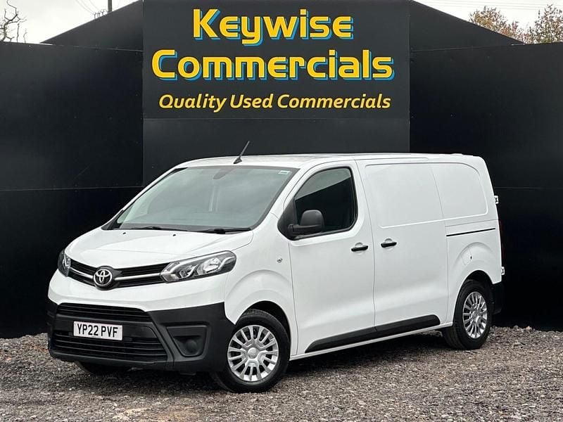 White Used 2022 Toyota Proace Van | £13,290 (A bit pricey) - Image 1/2