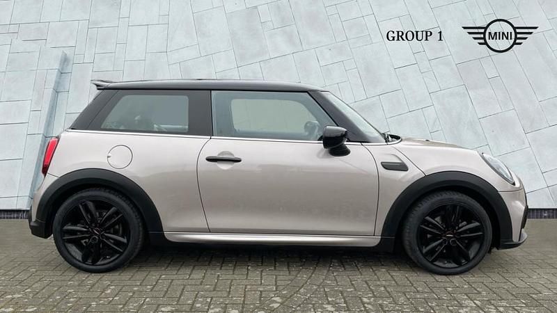 Used Mini Cooper Hatch 134 HP (98 kW) 2023 Grey Hatchback