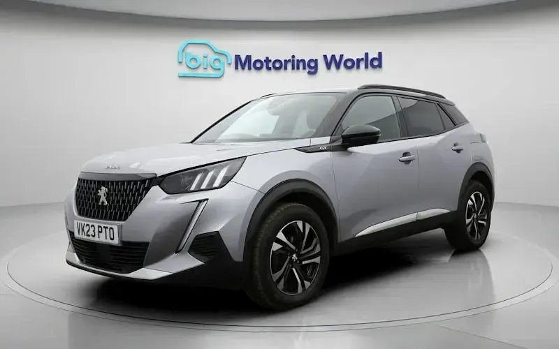 Used Peugeot 2008 GT 131 HP (96 kW) 2023 Grey SUV