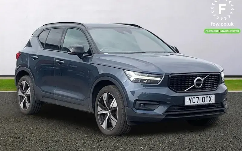 Used Volvo XC40 R-Design 211 HP (155 kW) 2021 SUV