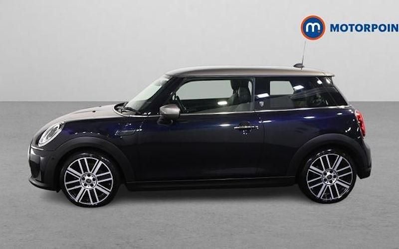 Used Mini Cooper Exclusive 136 HP (100 kW) 2022 Blue/black Hatchback