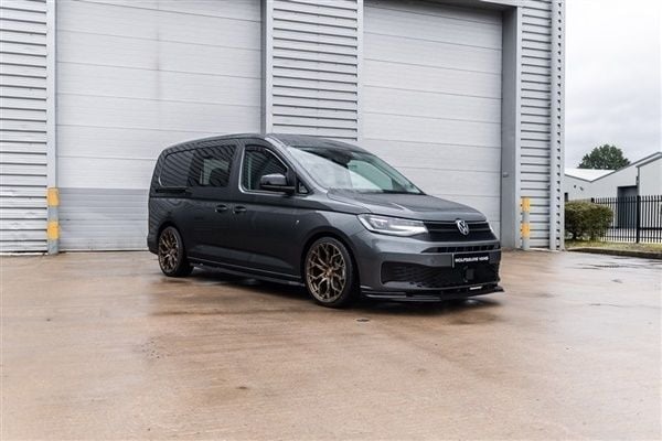 Indium grey Used 2023 VW Caddy Maxi Pro MPV | £38,995 - Image 1/1
