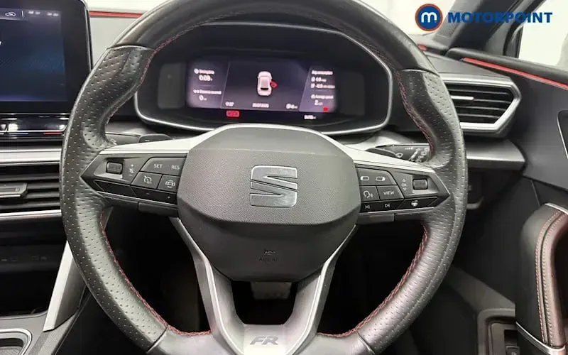 Used Seat Leon FR Sport 204 HP (150 kW) 2021 White Hatchback