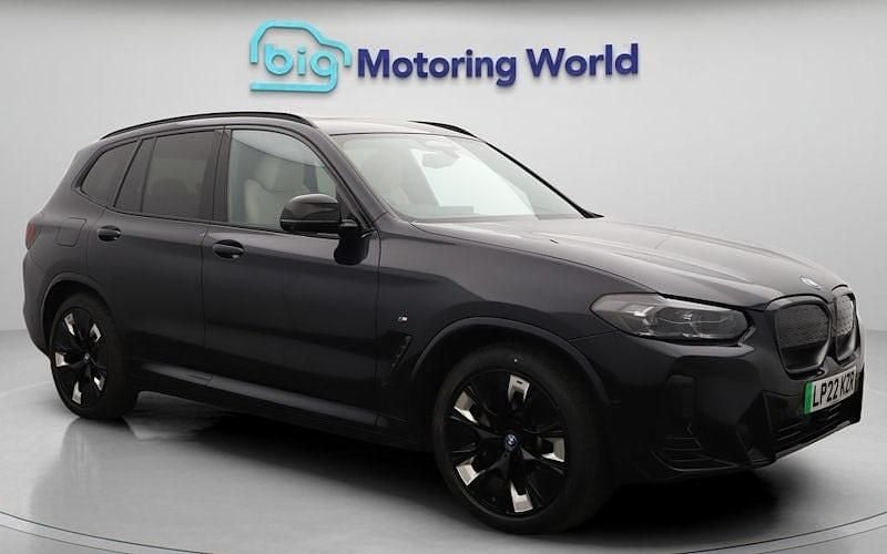 Used 2024 BMW iX3 M Sport SUV | £29,369 (Super price) - Image 1/4