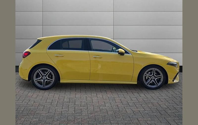 Used Mercedes A200 Executive 161 HP (118 kW) 2023 Yellow Hatchback