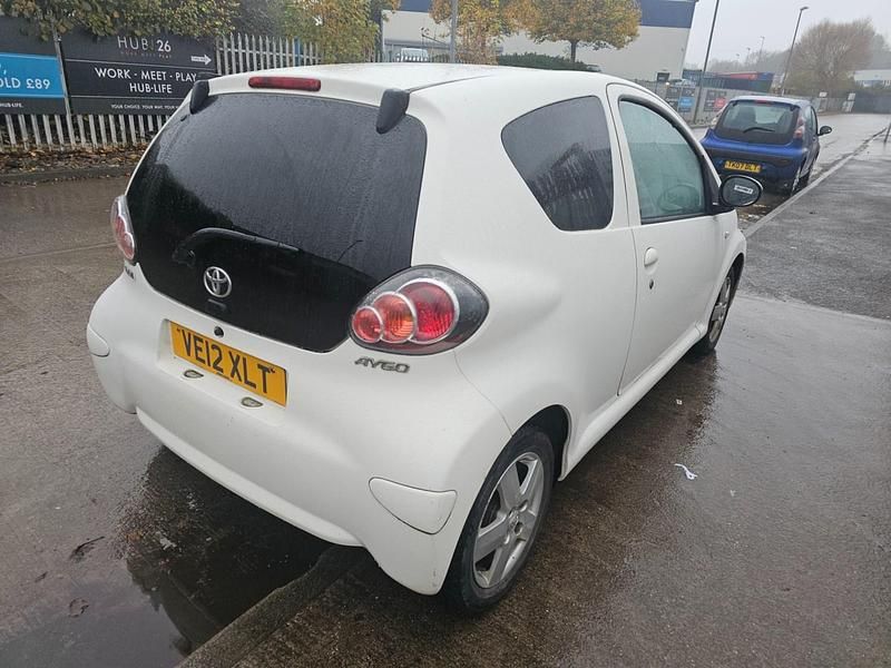 Used Toyota Aygo 2012 White Hatchback