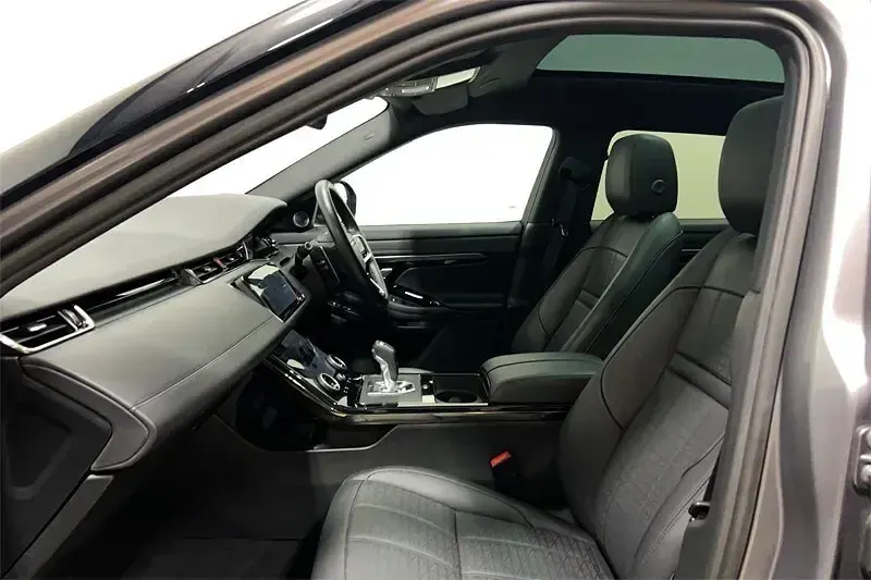 Used Land Rover Range Rover evoque HSE Dynamic 204 HP (150 kW) 2022 Grey SUV