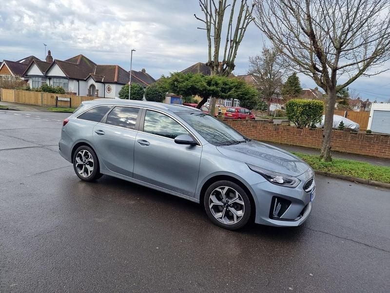 Silver Used 2020 Kia Ceed 3 Estate | £10,995 (Expensive) - Image 1/4