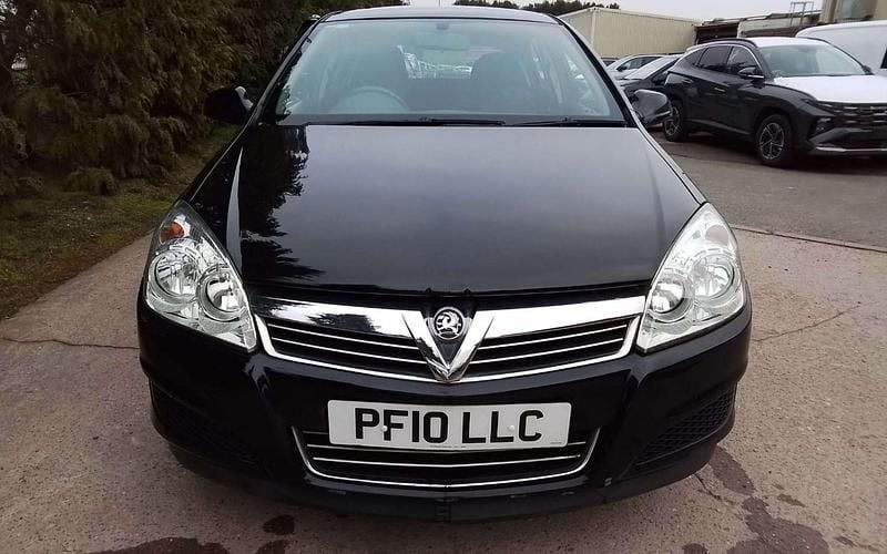 Used Vauxhall Astra Club 2010 Black Hatchback