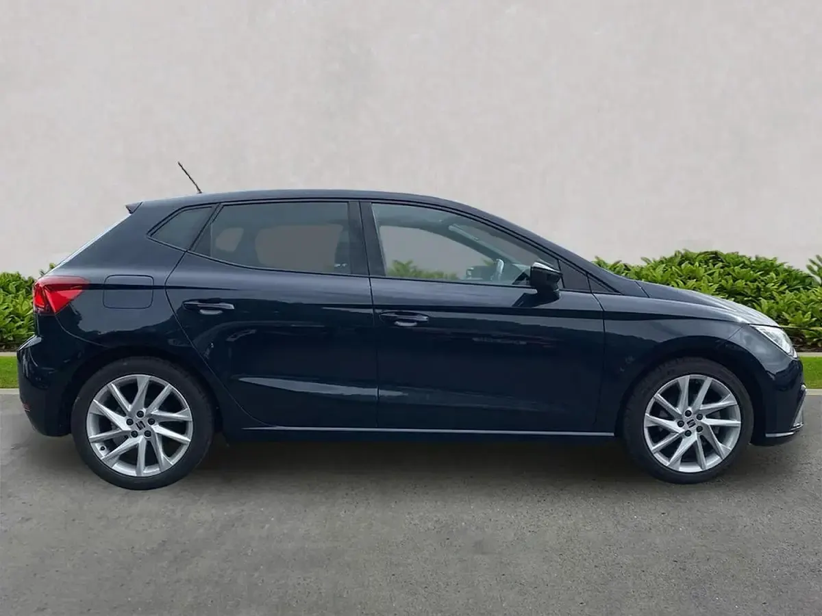 Used Seat Ibiza FR 110 HP (80 kW) 2022 Blue Hatchback