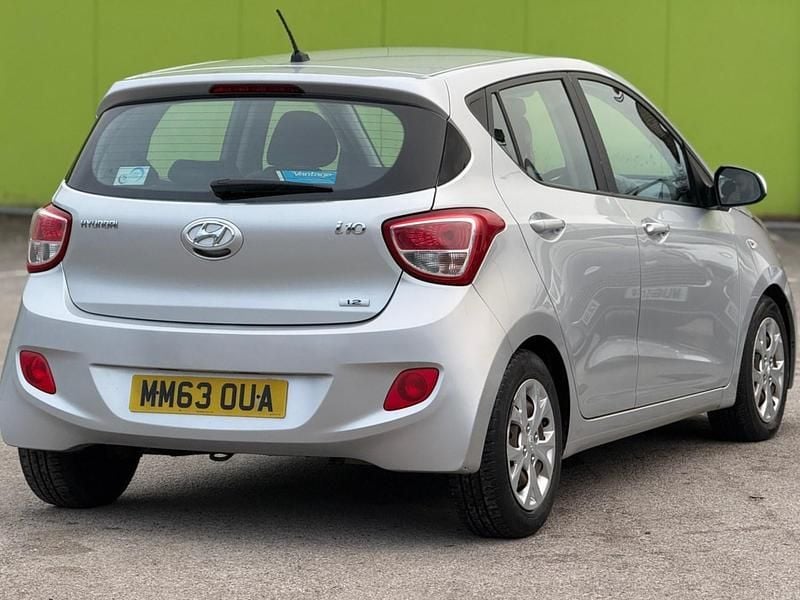 Used Hyundai i10 SE 2014 Silver Hatchback