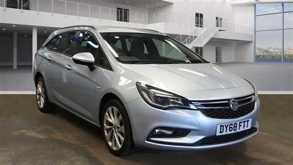Silver Used 2019 Vauxhall Astra Estate | £6,995 (Fair price) - Image 1/1