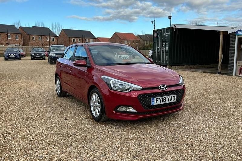 Red Used 2018 Hyundai i20 SE Hatchback | £5,995 (Fair price) - Image 1/1