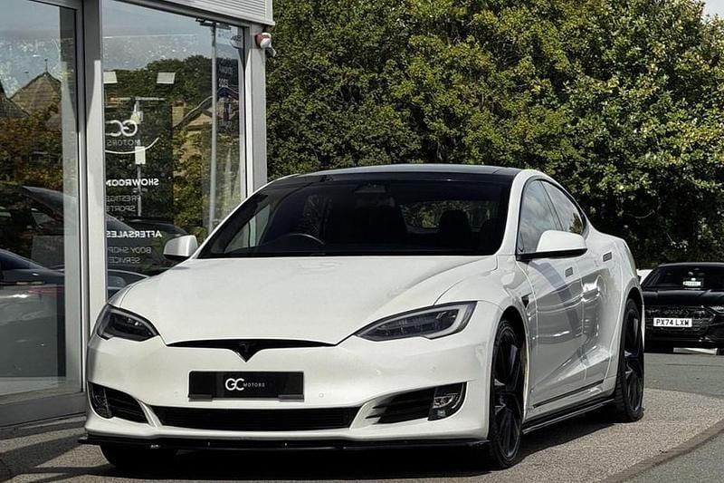 Used 2018 Tesla Model S Sedan | £33,990 - Image 1/1