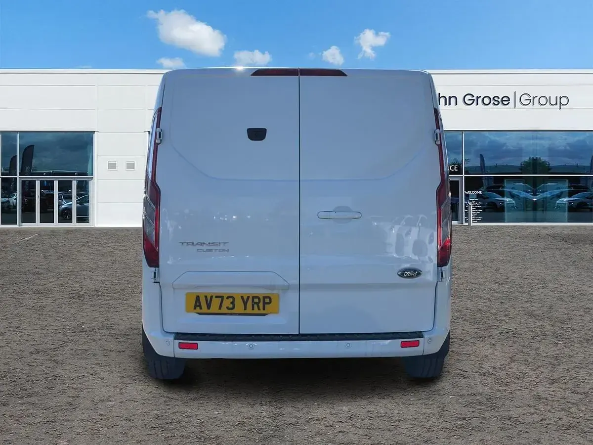 Usado Ford Transit Custom Limited 130 CV (95 kW) 2024 Blanco Van