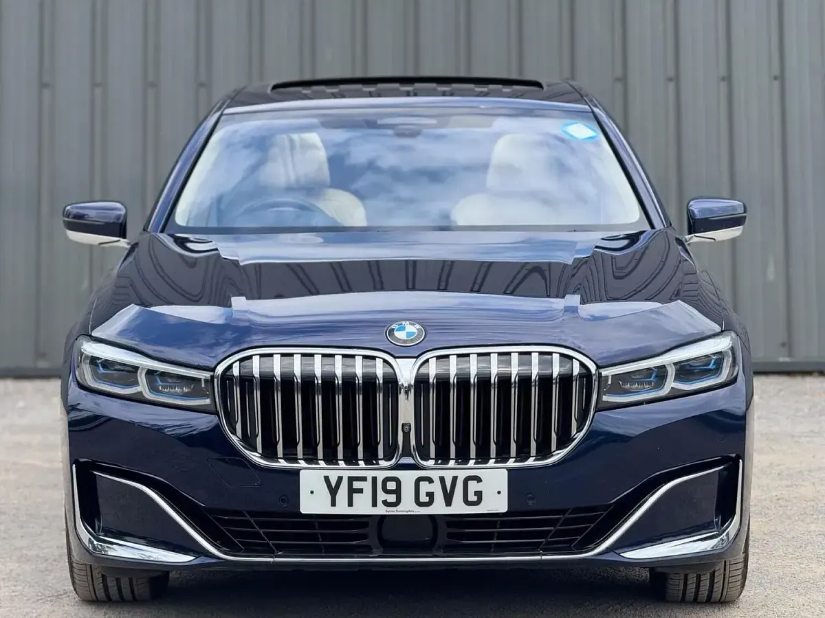 Used BMW 745e 2019 Blue Sedan