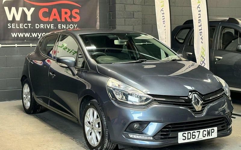 Used Renault Clio IV Dynamique 75 HP (55 kW) 2018 Hatchback