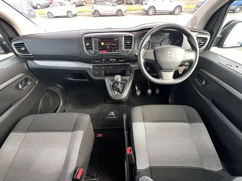 Used Citroën Spacetourer Feel 118 HP (86 kW) 2026 Black MPV