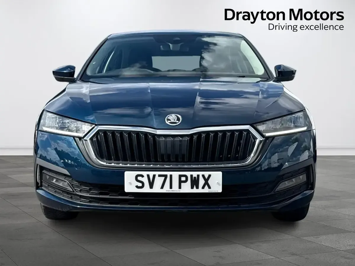 Used Skoda Octavia SE 110 HP (80 kW) 2022 Blue Hatchback