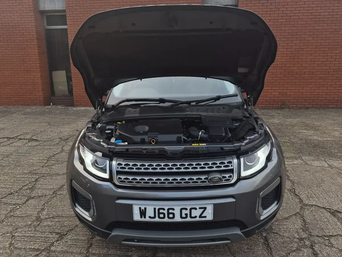 Used Land Rover Range Rover evoque SE 150 HP (110 kW) 2016 Grey Estate