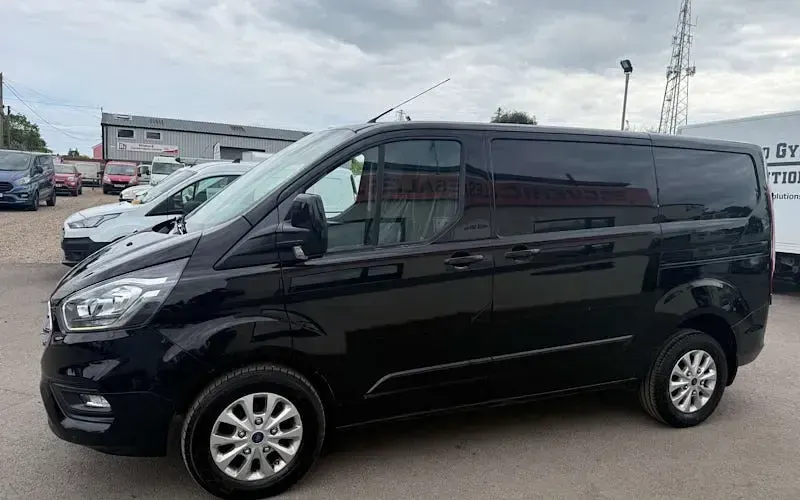 Usado Ford Transit Custom Limited 170 CV (125 kW) 2023 Van