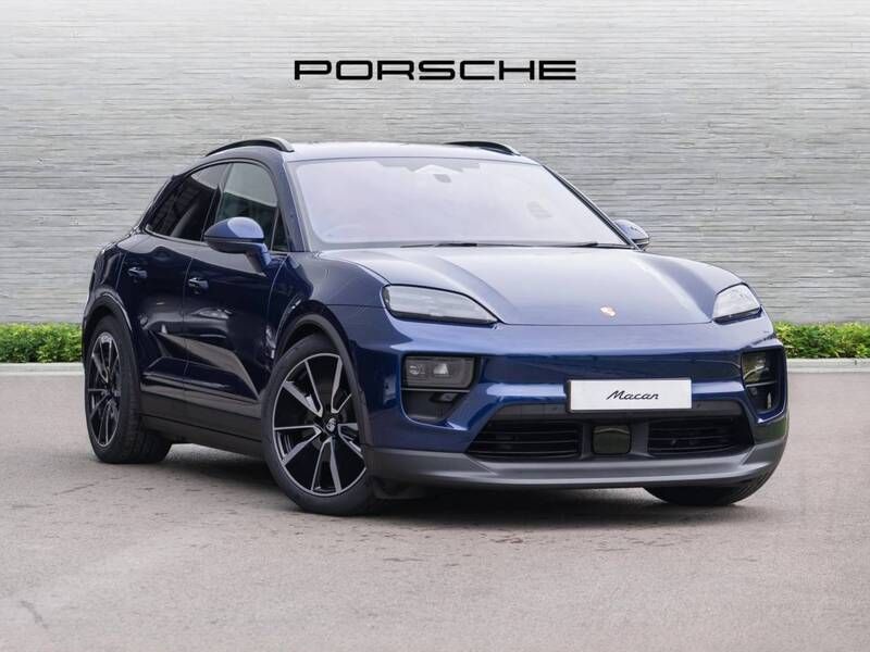 Gentian blue metallic New 2024 Porsche Macan 4 Electric SUV | £78,995 - Image 1/4