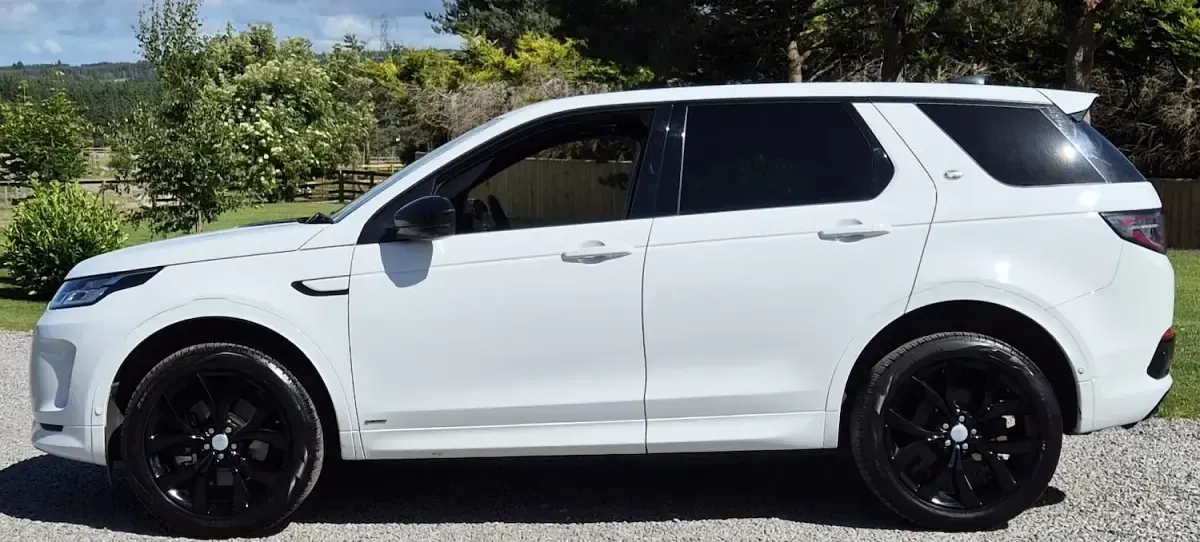Used Land Rover Discovery Sport R-Dynamic 2021 White SUV