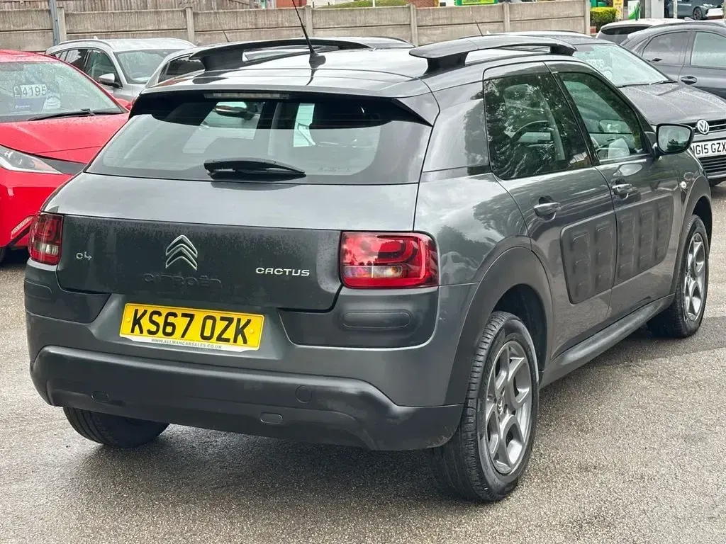 Used Citroën C4 Cactus Feel 100 HP (73 kW) 2017 Grey Hatchback