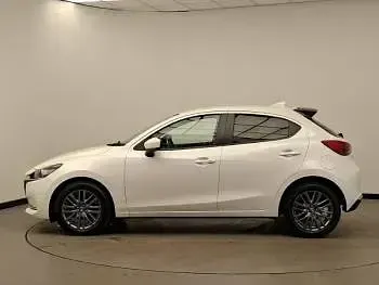 Used Mazda 2 Inclusive 90 HP (66 kW) 2020 White Hatchback