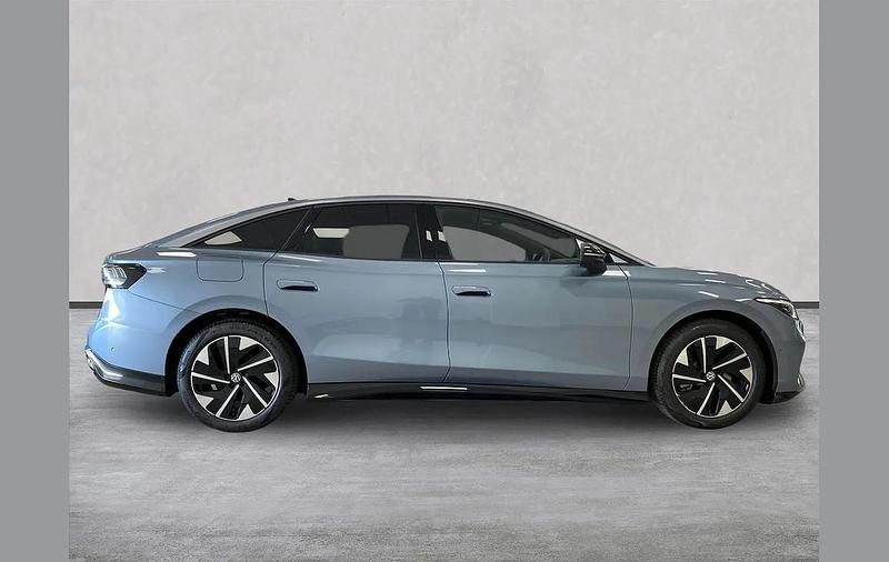 New VW ID.7 Pro 206 kW (281 HP) 2026 Blue Hatchback