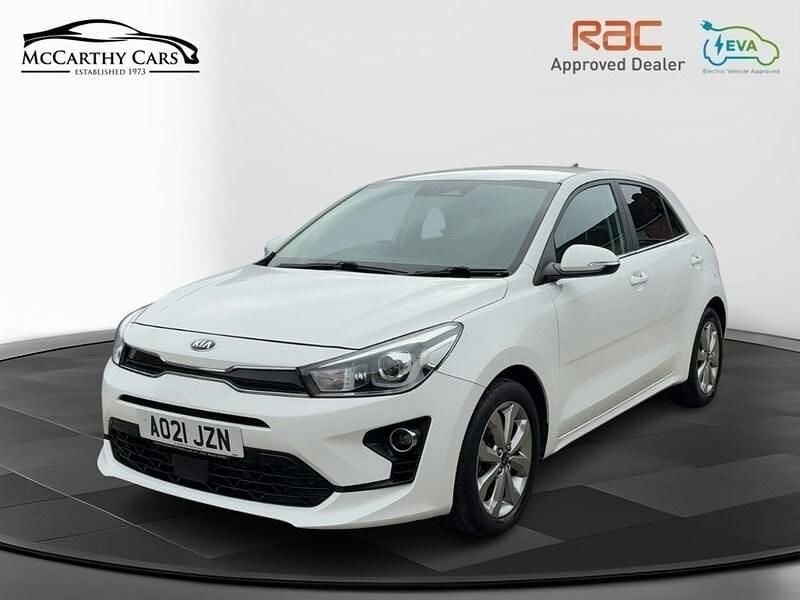 Used Kia Rio 120 HP (88 kW) 2021 White Hatchback