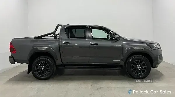 Second-hand Toyota HiLux 208 CP (152 kW) 2024 Gri Pickup