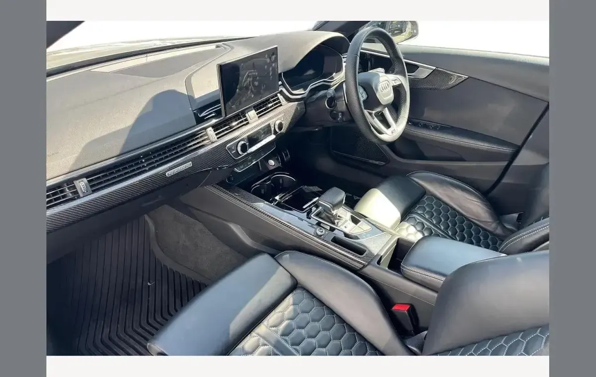 Used Audi RS4 Design 450 HP (330 kW) 2023 Grey Estate