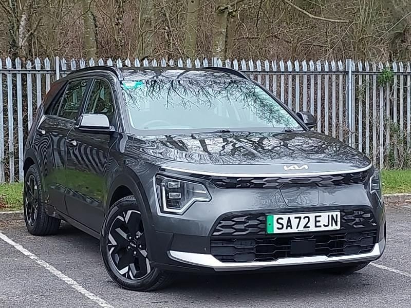 Used Kia e-Niro 147 kW (201 HP) 2023 Grey SUV