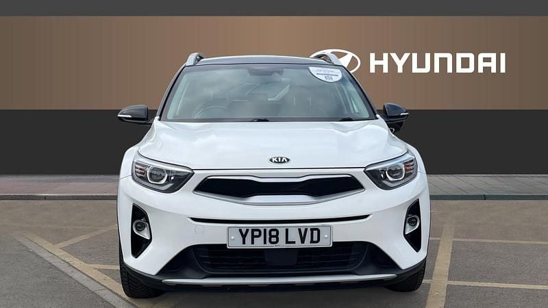 Used Kia Stonic First Edition 118 HP (86 kW) 2018 White SUV