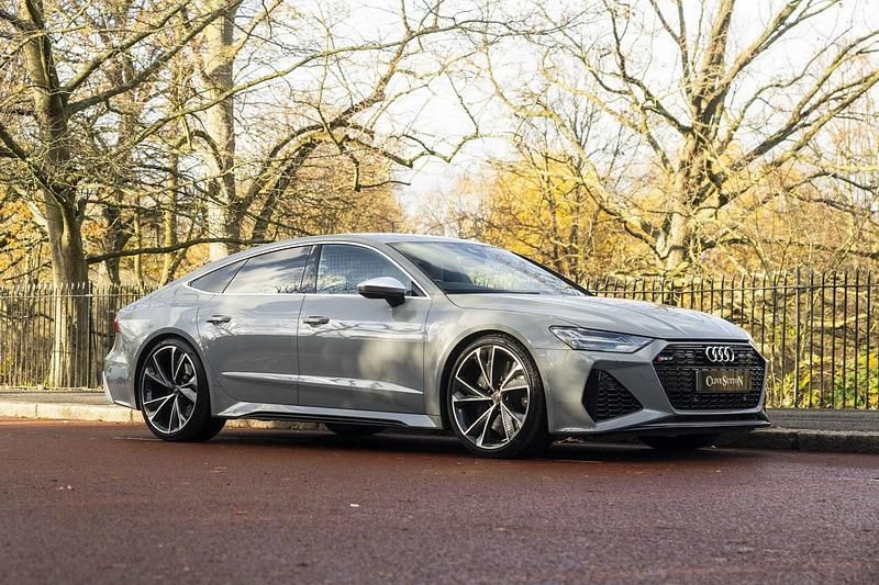 Used Audi RS7 Comfort 600 HP (441 kW) 2020 Grey Hatchback