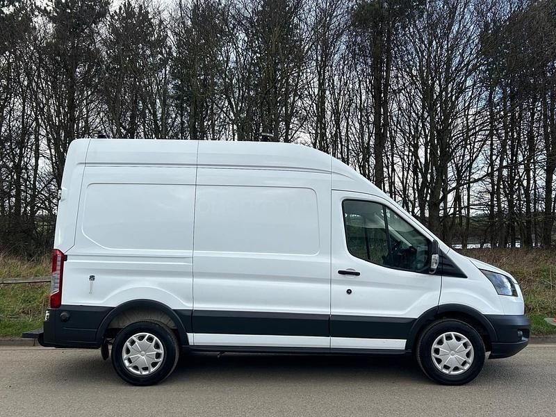 Used Ford Transit 130 HP (95 kW) 2019 White Van