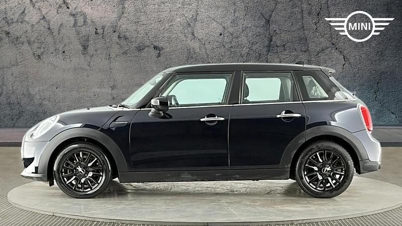 Used Mini Cooper Classic 134 HP (98 kW) 2022 Black Hatchback