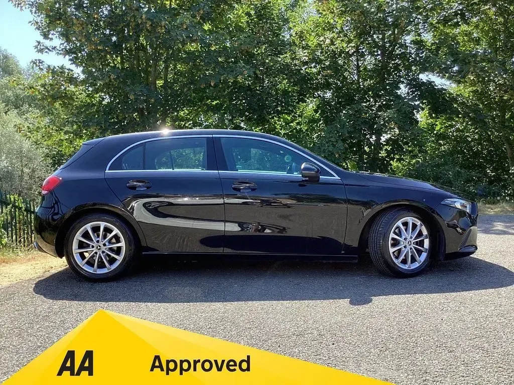 Used Mercedes A180 116 HP (85 kW) 2018 Black Hatchback
