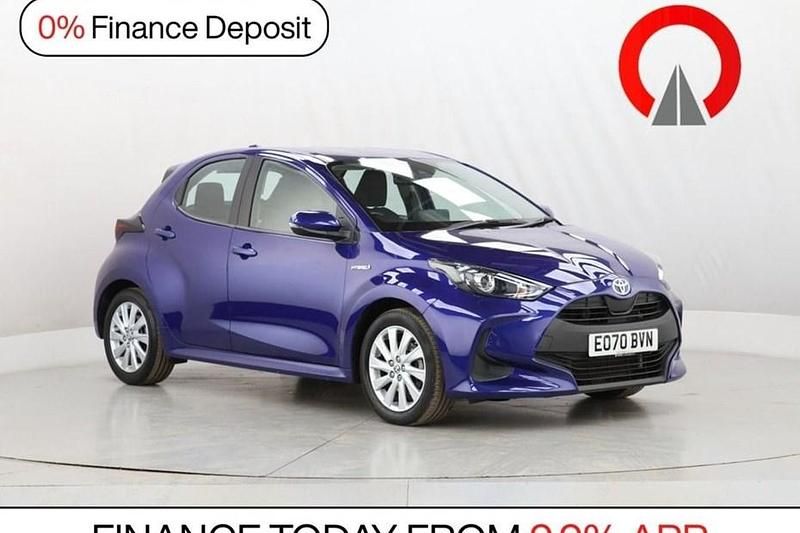 Used Toyota Yaris Hybrid 2020