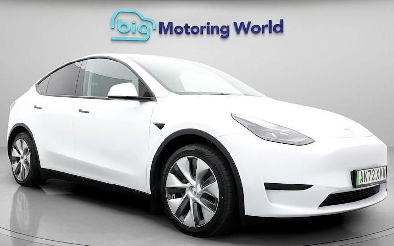 Used 2024 Tesla Model Y RWD SUV | £20,200 (Super price) - Image 1/4