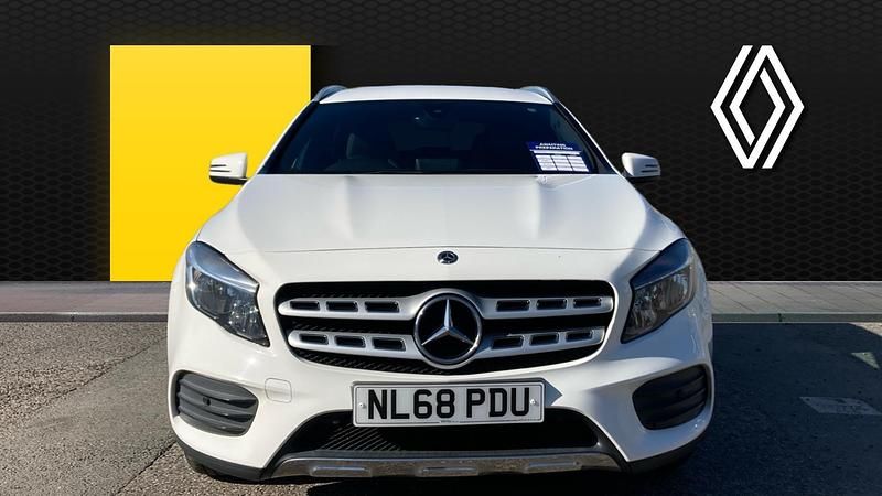 Used Mercedes GLA200 AMG line 156 HP (114 kW) 2018 White SUV