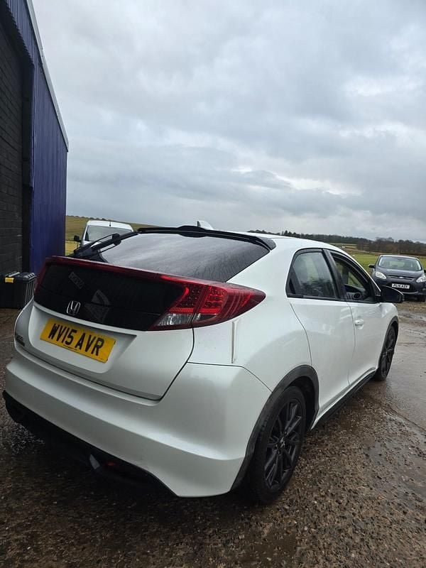 Used Honda Civic Black Edition 2015 White Hatchback
